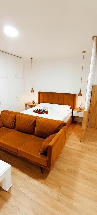 Selvia Apartament Tirana Kültér fotó